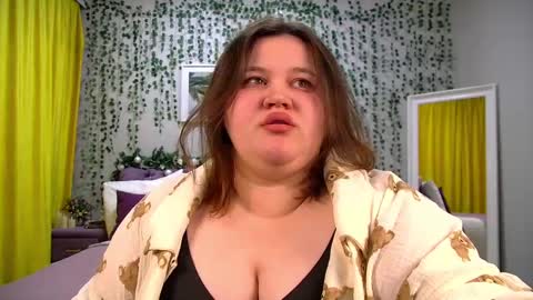 Snapshot of lilolewins chatting on January 6, 9:22 pm LiloLewins online show from January 6, 9:22 pm