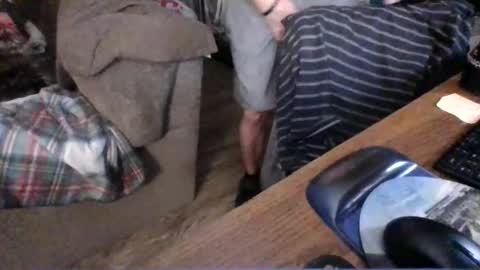 Snapshot of lilpackage69 chatting on December 27, 2:25 am lilpackage69 online show from December 27, 2:25 am