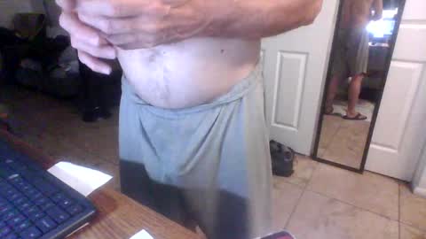 Snapshot of lilpackage69 chatting on October 20, 3:18 am lilpackage69 online show from October 20, 3:18 am