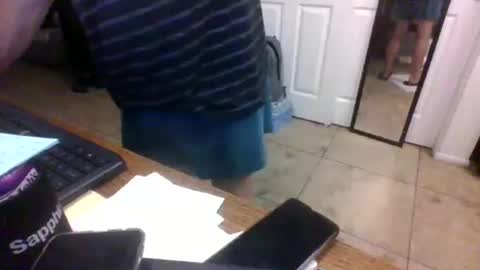 lilpackage69 online show from February 5, 3:33 am