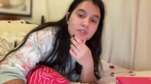 lilprincessxoxo_ online show from May 26, 3:35 am