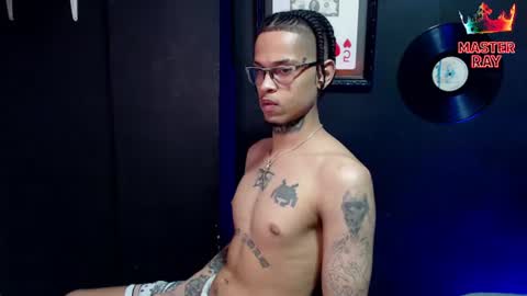 Snapshot of lilray99 chatting on June 19, 12:37 am ONLYFANS online show from June 19, 12:37 am