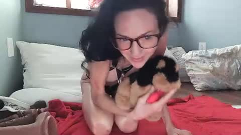 Lilrosiedoll online show from March 21, 5:05 pm