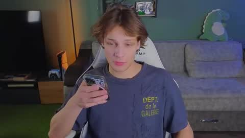 lilteddyboy online show from October 19, 2:40 pm