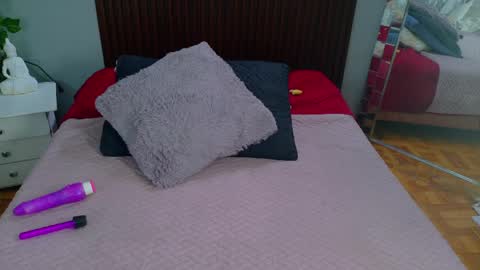 lilu online show from March 21, 8:19 am