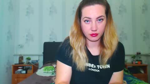 lilu_cute25 online show from March 15, 10:05 pm