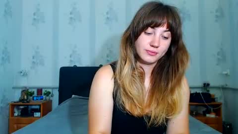 lilu_cute25 online show from July 12, 3:47 pm