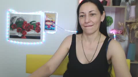 lilugrants online show from January 19, 5:26 am