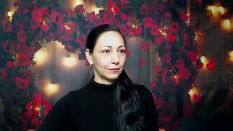 lilugrants online show from February 17, 7:10 pm