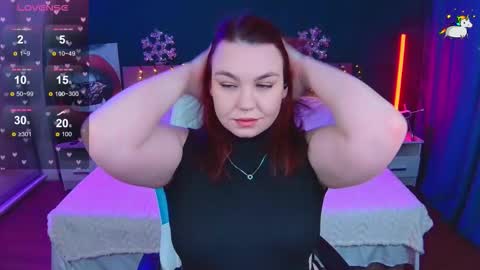 Lilu online show from December 18, 12:11 pm