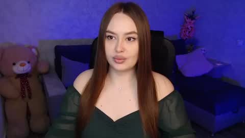 lily_baker_ online show from March 22, 2:42 pm