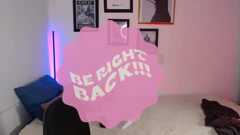 Snapshot of lily_evans_ chatting on January 31, 2:58 am just lily online show from January 31, 2:58 am