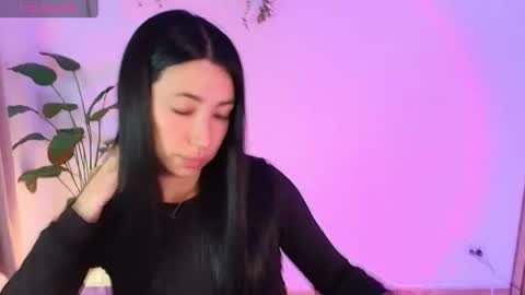 Snapshot of lily_evans_ chatting on June 30, 10:33 pm just lily online show from June 30, 10:33 pm