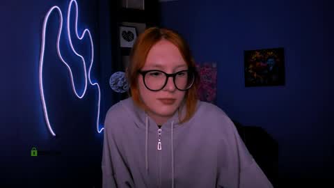 lily_fay online show from March 29, 7:03 pm