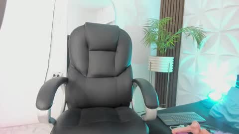 Snapshot of lily_johnson1 chatting on September 26, 1:15 pm Lili online show from September 26, 1:15 pm