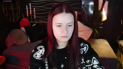 Lily online show from February 19, 6:42 am