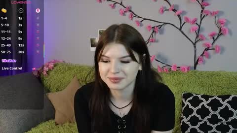 Lily online show from May 15, 6:42 am