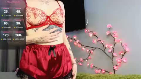 Lily online show from June 29, 10:15 am