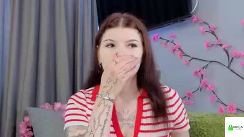 Lily online show from July 6, 8:22 am