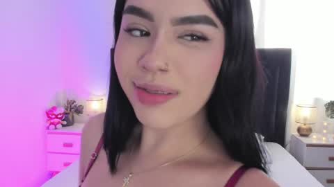 LilyWoodz online show from April 13, 7:08 pm