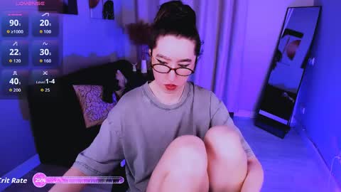 LILY online show from March 18, 8:17 am