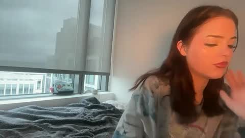 Snapshot of lilybrown07 chatting on February 27, 7:03 pm lilybrown07 online show from February 27, 7:03 pm