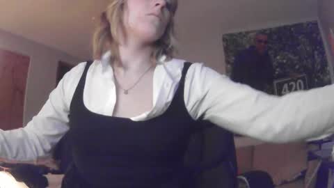 lilybvixen online show from October 7, 12:30 am