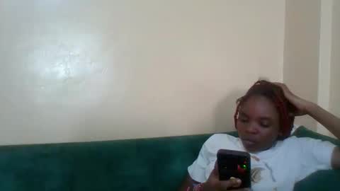 lilycute19 online show from January 18, 6:28 am