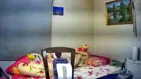 lilylovelyman50 online show from May 13, 12:19 am