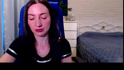 Lily online show from February 20, 5:59 am