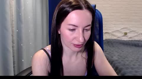 Lily online show from March 2, 6:47 am