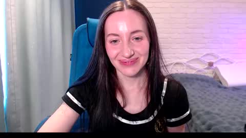 Lily online show from March 15, 5:35 am