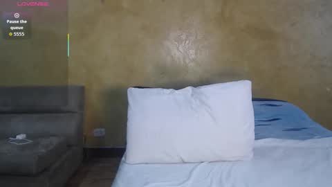 Lily Queen online show from February 16, 7:32 pm