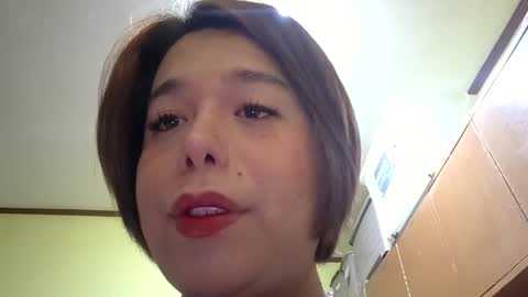 Snapshot of lilysette chatting on May 23, 10:52 am lilysette online show from May 23, 10:52 am