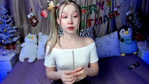 Snapshot of lilystarlight chatting on December 20, 3:58 am Lilian online show from December 20, 3:58 am