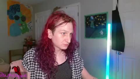 Snapshot of lilythehippie chatting on May 3, 10:27 pm lilythehippie online show from May 3, 10:27 pm