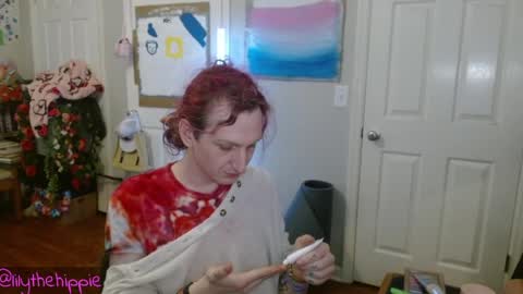 Snapshot of lilythehippie chatting on May 9, 8:03 pm lilythehippie online show from May 9, 8:03 pm