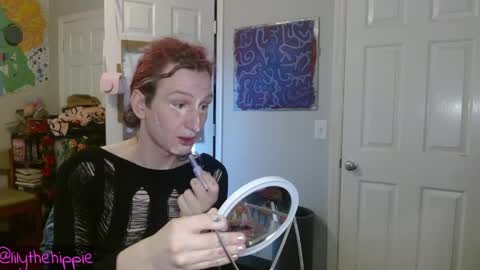 Snapshot of lilythehippie chatting on May 15, 5:09 pm lilythehippie online show from May 15, 5:09 pm