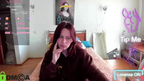 Hi Im Lily online show from April 28, 7:57 am