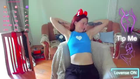 Hi Im Lily online show from May 29, 2:26 pm