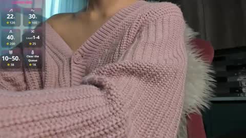 Lily online show from May 20, 1:39 pm