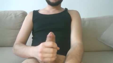 Snapshot of limpia3333 chatting on February 5, 12:21 pm Bigcockonut online show from February 5, 12:21 pm