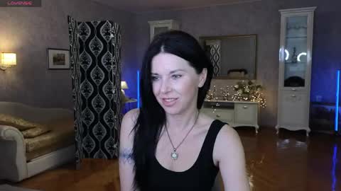 lina_flore online show from April 24, 6:54 pm