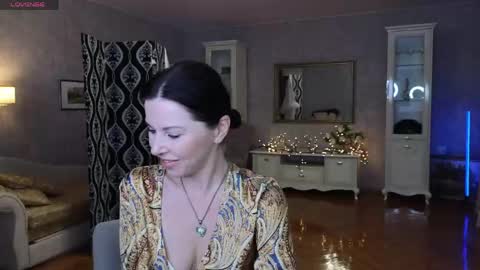 lina_flore online show from May 5, 8:17 pm