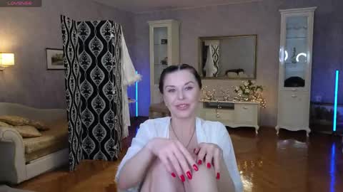 lina_flore online show from May 8, 8:14 pm