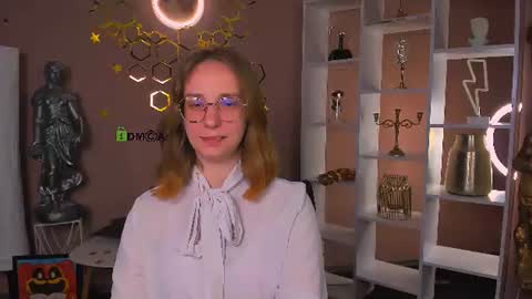 Snapshot of lina_fox12 chatting on June 9, 5:52 am lina_fox12 online show from June 9, 5:52 am