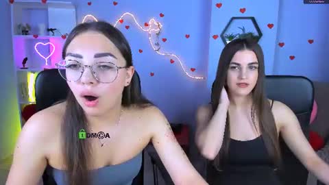Snapshot of lina_fox12 chatting on June 11, 7:12 pm lina_fox12 online show from June 11, 7:12 pm