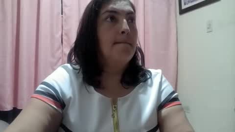 Snapshot of lina_maria99 chatting on May 18, 11:32 pm Lina Mara99 online show from May 18, 11:32 pm
