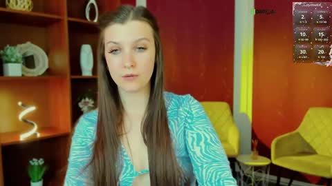 Snapshot of lina_moone chatting on May 11, 11:27 am lina_moone online show from May 11, 11:27 am