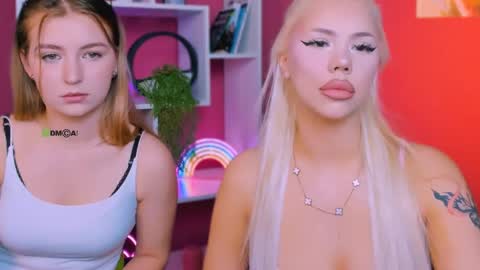 Snapshot of lina_moone chatting on May 24, 5:34 am lina_moone online show from May 24, 5:34 am